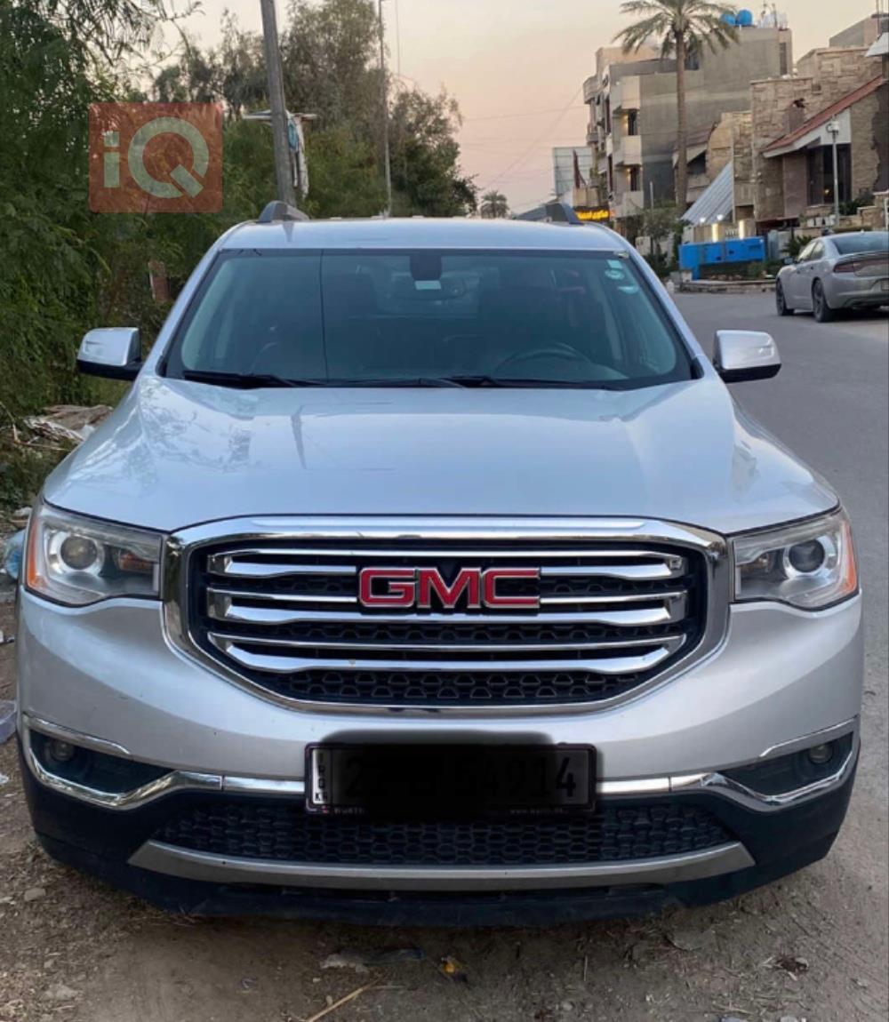 GMC Acadia